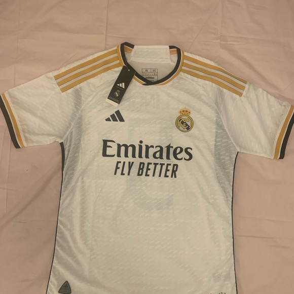 Adidas - Real Madrid 2023/2024 Home Jersey - day time pictures will be uploaded - Picture 1 of 11